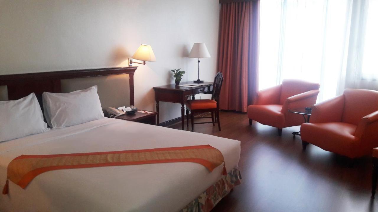 Tai Pan Hotel - Sha Plus Certified Bangkok Eksteriør bilde